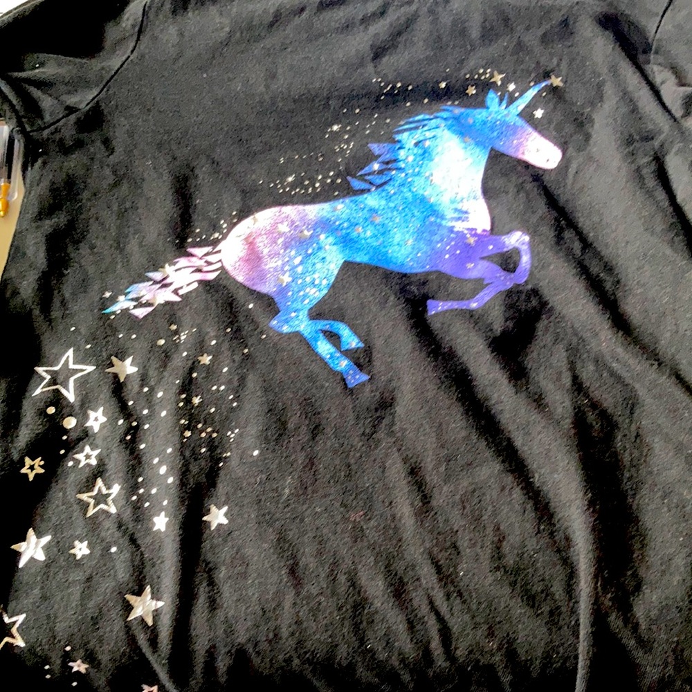 A long sleeve shirt